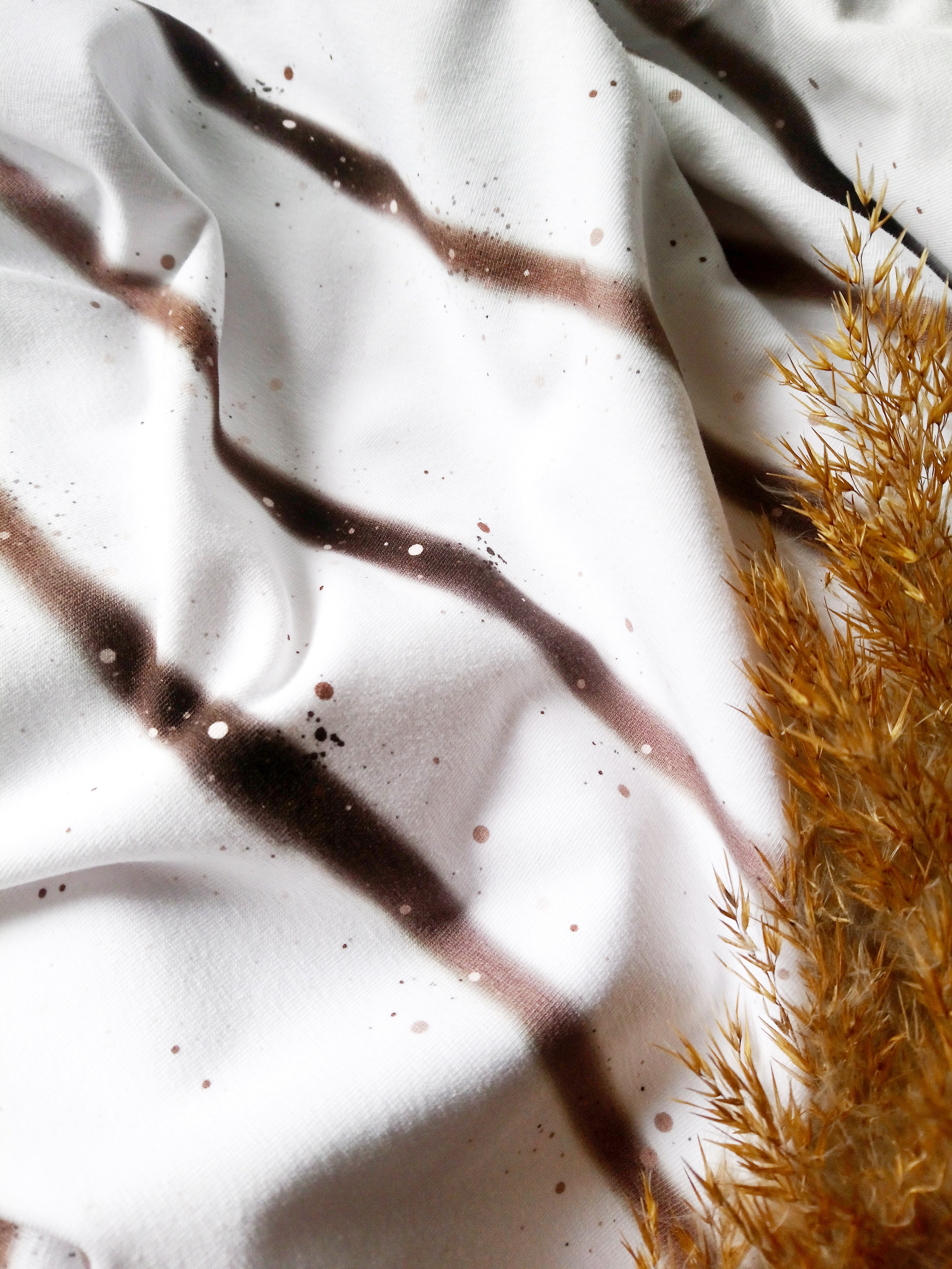 Braun Streifen Dauervorbestellung